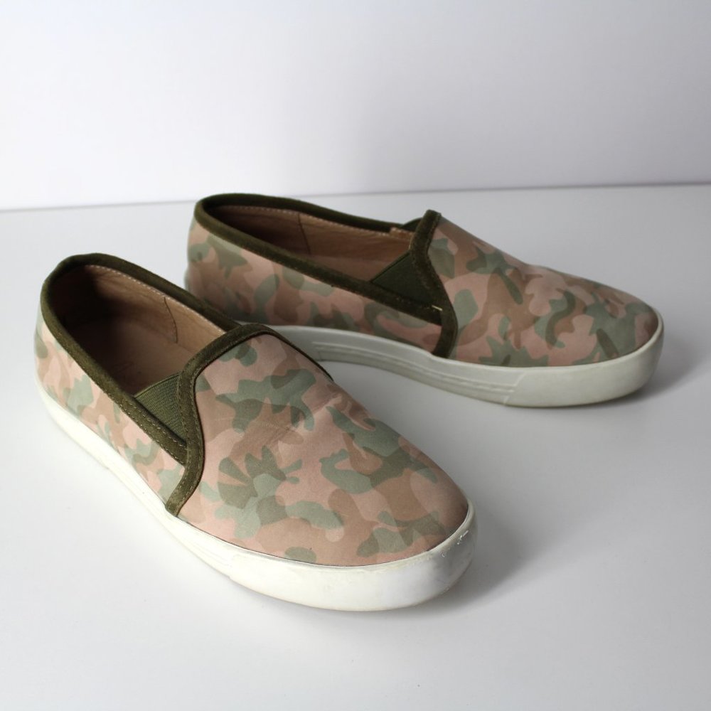 Joie Huxley camouflage slip on sneakers nubuck leather flat shoes 37 EU / 7 US